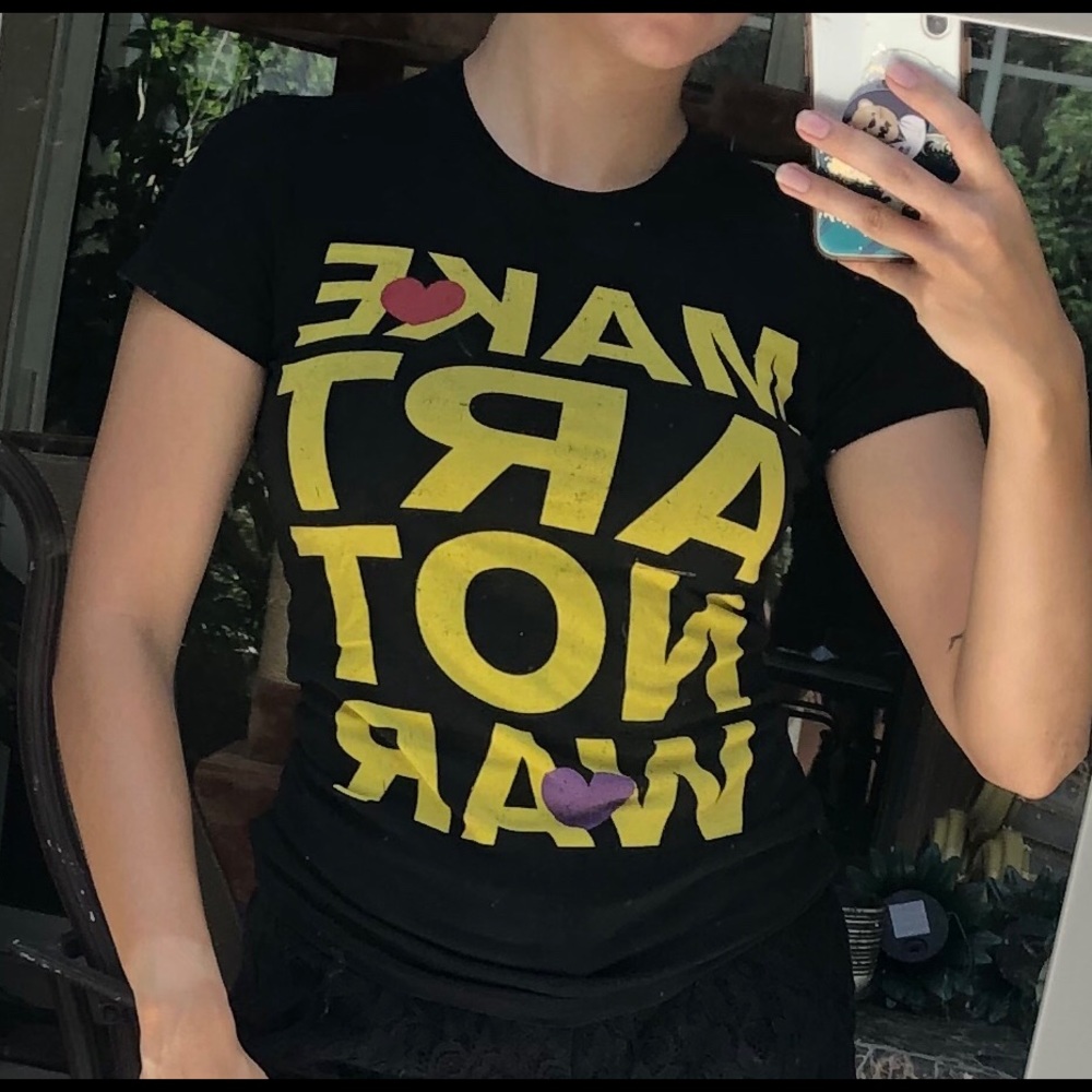 LIKE NEW Urban Outfitters T Shirt